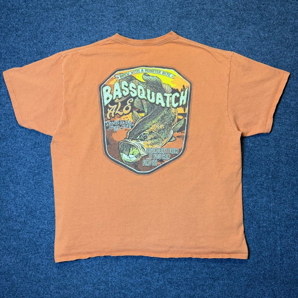 Cabelas T Shirt Mens 2XL Orange Bassquatch Ale Fishing Graphic Short Sleeve Tee